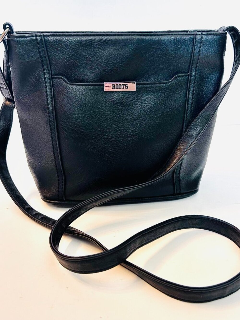 Roots Canada Crossbody Bag Purse R6045